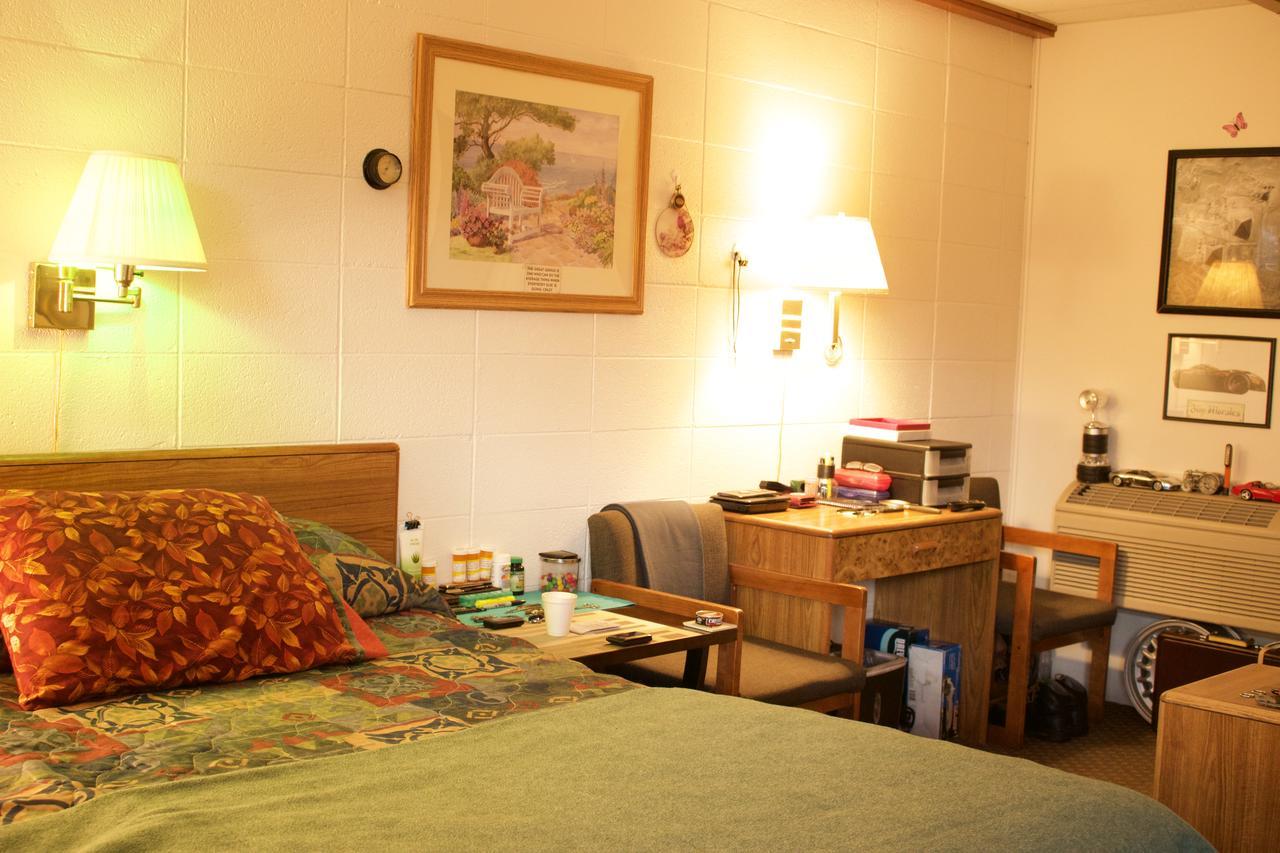 Lazy U Motel Рапид Сити Екстериор снимка